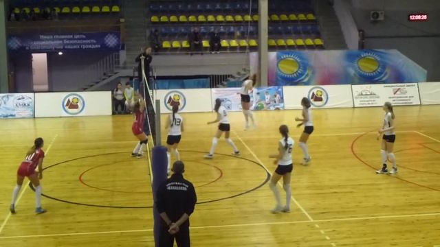 "Кубок Шахтёрской Столицы" г. Караганда, Казахстан. Екатеринбург - Омск, 1-я партия. смотреть онлайн