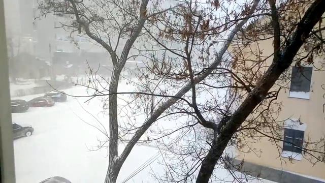 Перший день весни / First day of spring смотреть онлайн