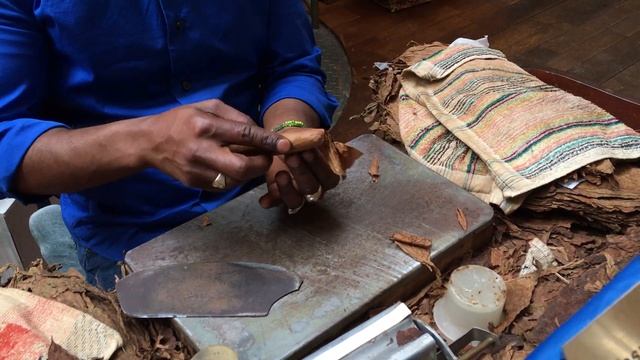 Как крутят сигары? Habanos Torsedor, Roller, Custom Habanos.