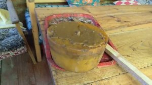 Плавлю воск своим методом. I melt beeswax by my own method.