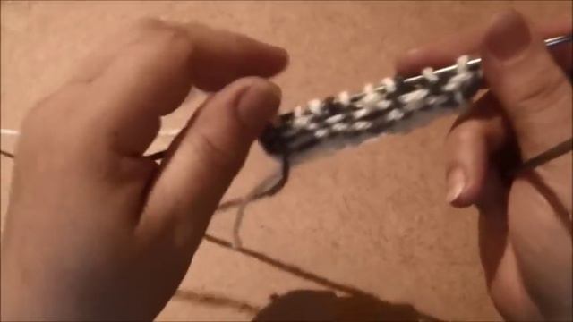Двухцветный узор спицами. patterns for knitting смотреть онлайн