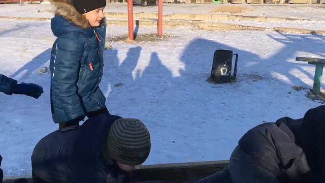 катаемся на горке смотреть онлайн