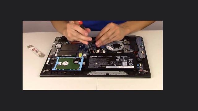 как заменить аккумулятор для ноутбука Toshiba смотреть онлайн
