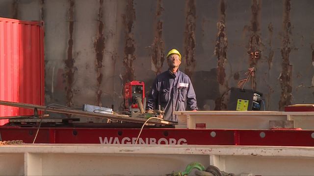 Refit for Arctic conditions смотреть онлайн