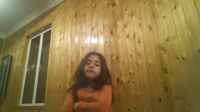 Девочка танцует смотреть онлайн