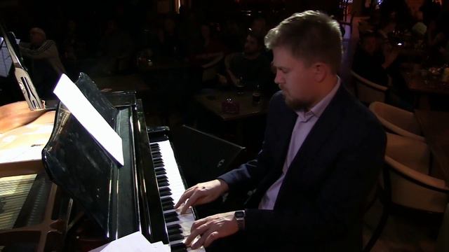 Квартет Сергея Баулина (Get Out of Town) смотреть онлайн