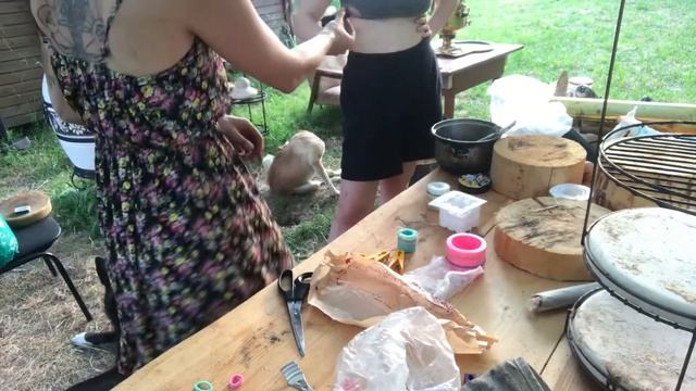 Раскрыт секрет свечей из воска... Самые крутые формы смотреть онлайн