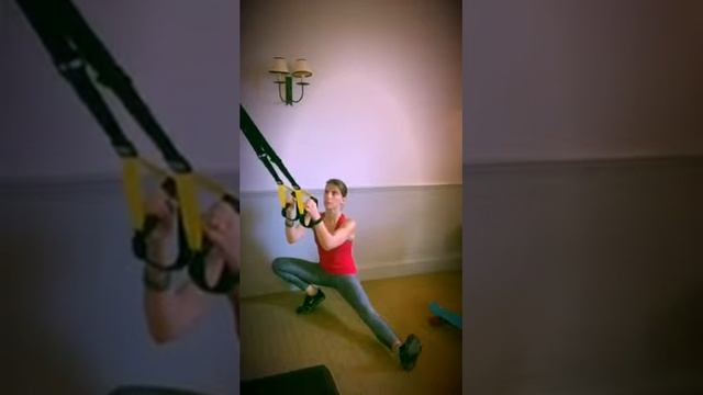 TRX stretching: whole body 5 mins routine with skateboard смотреть онлайн