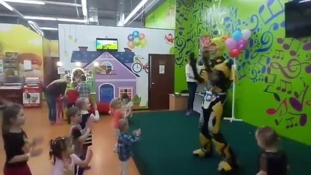 Алиса. ДР. 5 лет. Танцы во флай-парке 24.02.18. смотреть онлайн