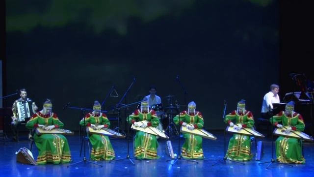 "На улице дождик" С.Плеханов. Фантазия на тему русской народной песни. смотреть онлайн