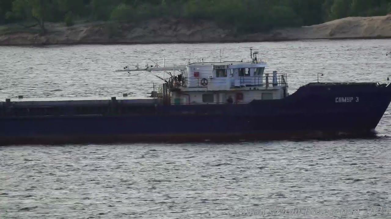 Теплоход САМУР 3 проходит Волгоград и направляется в Астрахань смотреть онлайн