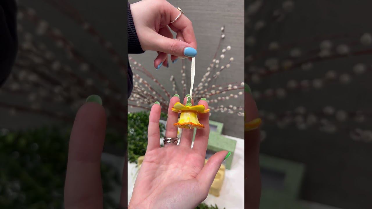 Прекрасные подвески "Нарцисс" и "Подснежник" из коллекции Flower Bells для украшения Вашего дома. смотреть онлайн
