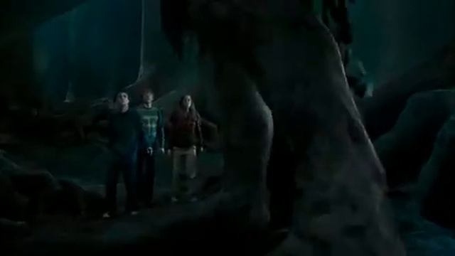 Гарри Поттер и Орден Феникса. Великан Грохх смотреть онлайн