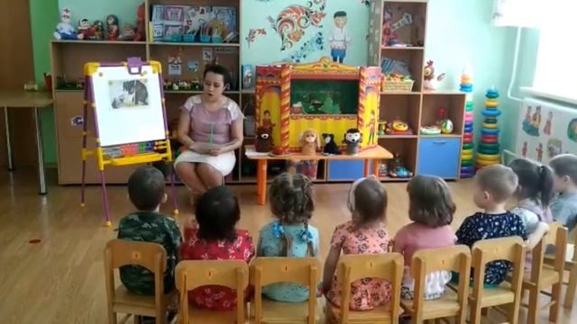 Аккужина Гульнара Шафкатовна. Чтение сказки В.Г. Сутеева "Сказка" , младшая группа смотреть онлайн