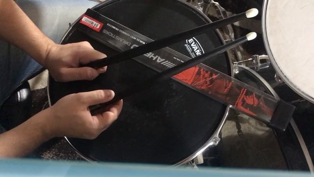 НЕЙЛОНОВО-ЖЕЛЕЗНЫЕ барабанные палочки от Ahead Lars Ulrich - long tapping смотреть онлайн