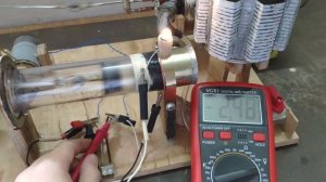 Тихий Двигатель Стирлинга с генератором./Quiet Stirling Engine with Generator.