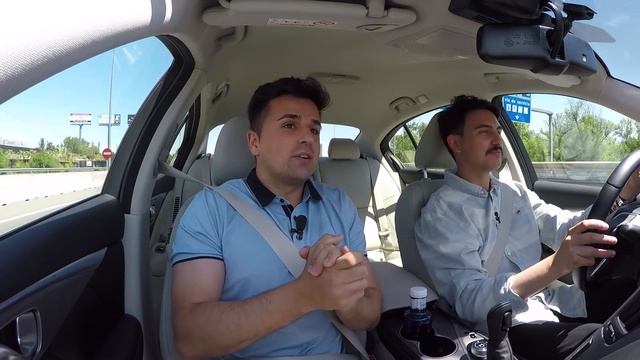 Infiniti Q50 Hybrid | Toma de contacto | Primera prueba | Diariomotor смотреть онлайн