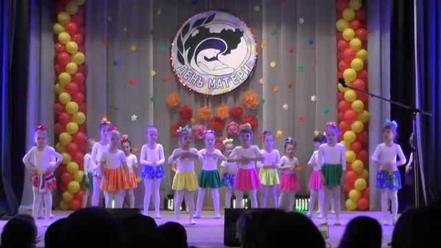"Магнитики"-Я а сцену выхожу смотреть онлайн