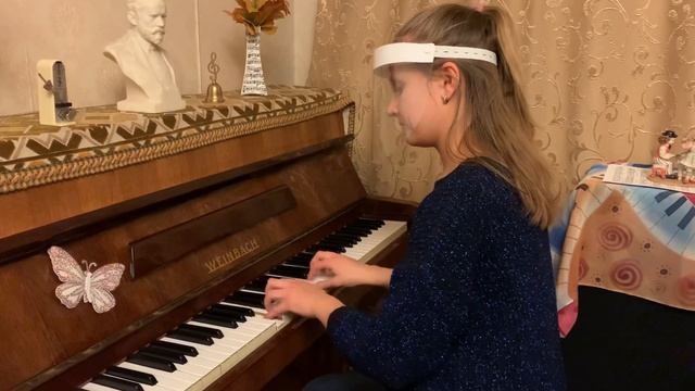 SOFT MOZART Winter Recital 2020-2021 Margarita (11) plays Ганон Упр №4 игра с метрономом = 126. смотреть онлайн