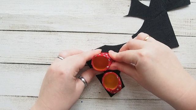 Сапожки для новогодней Елочки. Елочка-топотушка своими руками. смотреть онлайн
