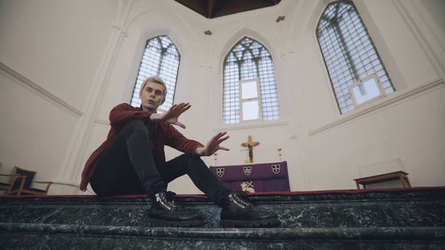 ПОЧЕМУ ИСКУССТВО СТОИТ ТАК ДОРОГО? | ЧЕРНЫЙ КВАДРАТ смотреть онлайн