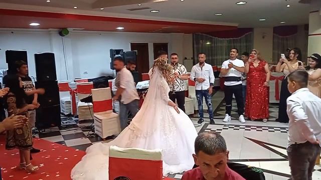 Dasma e Zamirit смотреть онлайн