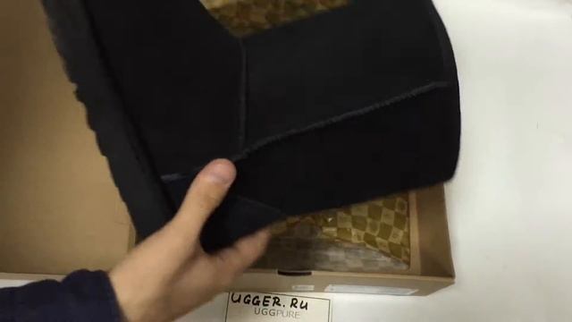 Мужские классические короткие угги с мехом UGG Australia Mens Classic Short смотреть онлайн