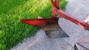 Самодельный плуг и электролебедка . Подробно.