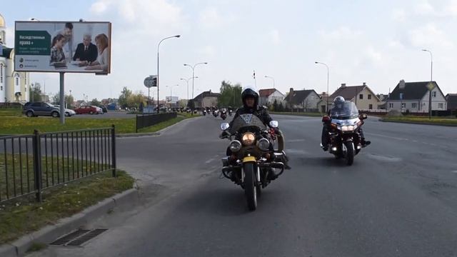 Открытие мотосезона. Проезд по городу Кобрину.2022 смотреть онлайн