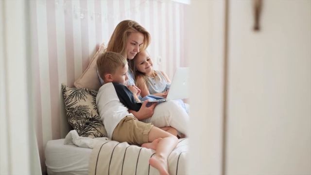 КАК РАЗГОВАРИВАТЬ С РЕБЕНКОМ | 6 фраз которые нельзя говорить ребенку даже в ссоре смотреть онлайн