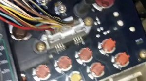 ISUZU ELF  где питание датчика скорости