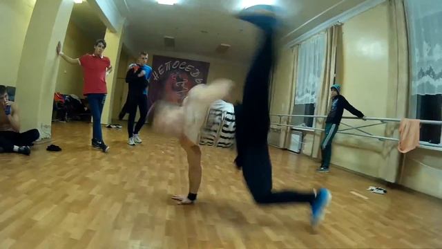 Denis. #JDIShow. #FreezeOut. Saratov. Power move. смотреть онлайн