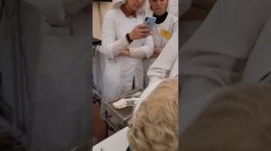 Накладывание повязки на глаза(монокулярная - повязка на 1 глаз, бинокулярная - повязка на 2 глаза)