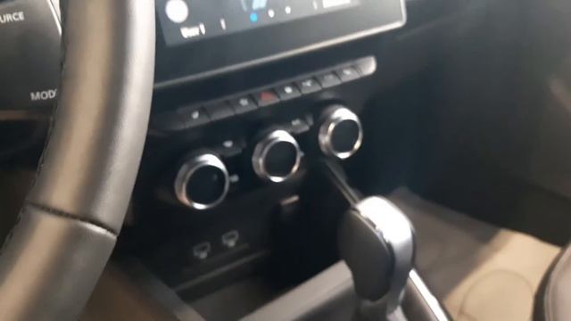 Автосалон,,Рено,, г,Новороссийск цены на авто. смотреть онлайн