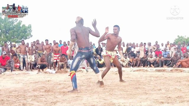 Sarki G Chindo Ya Hallaka Shagon Ali K Bello,C Virus Sun Fafata da D/Dabar Tula Da Sauran Wasann смотреть онлайн