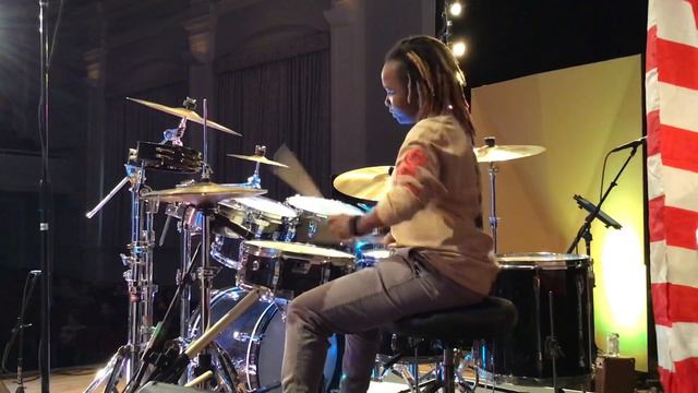 Saniya Bennett смотреть онлайн