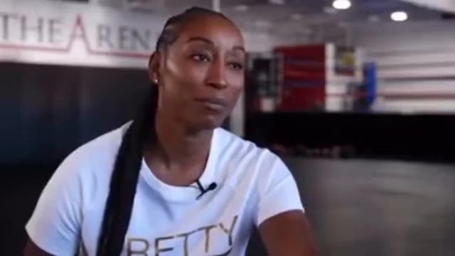 Raquel “Pretty Beast” Miller how boxing changed my life! смотреть онлайн