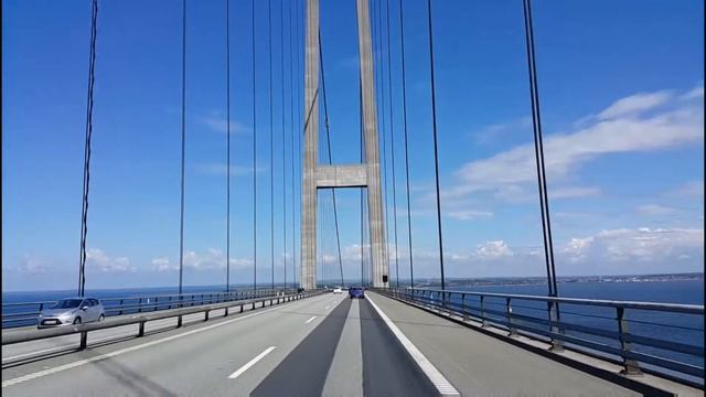 Мост Большой Бельт около Копенгагена смотреть онлайн