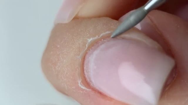 ВЫВОРАЧИВАНИЕ КУТИКУЛЫ АППАРАТНЫЙ МАНИКЮР БЕЗ ПРОПИЛОВ смотреть онлайн