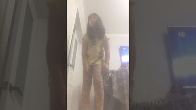 Воздушный поцелуй Милана Хаметова смотреть онлайн