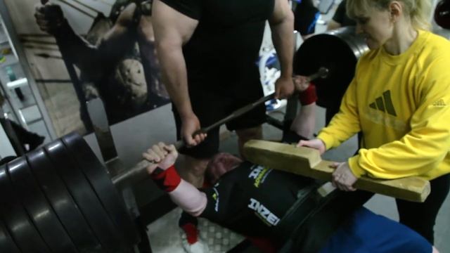 Тест кистевых бинтов SBD от Дмитрия Пермякова смотреть онлайн