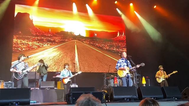 Up Around the Bend — John Fogerty смотреть онлайн