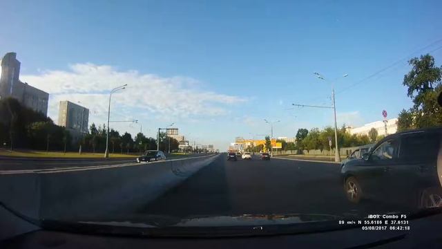 Копия видео "Москва Дорога 2 ИДИОТА" смотреть онлайн