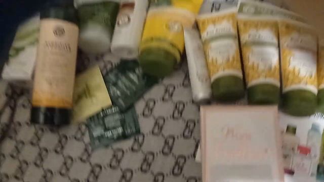 Распаковка двух заказов Ив Роше смотреть онлайн