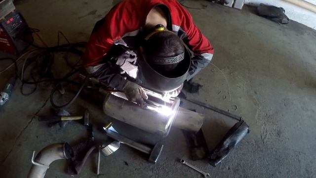 Ремонт выхлопа Blitz Mark II JZX100 Tourer V смотреть онлайн