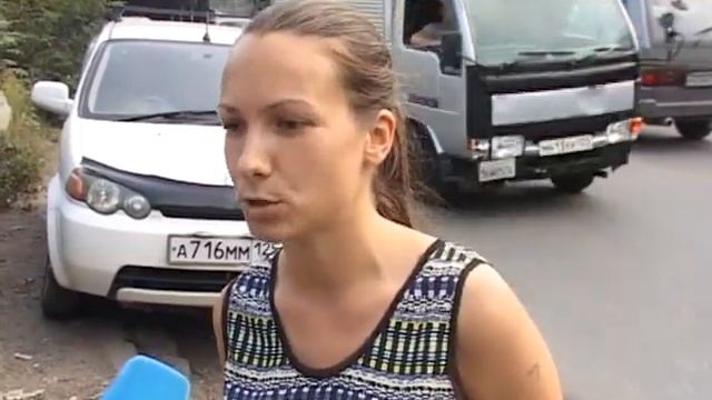 На улице Фадеева движению мешает огромная яма смотреть онлайн