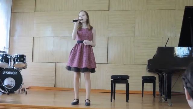 Валерия Воркова - Грею счастье (Ёлка - Е.Солодовников) смотреть онлайн