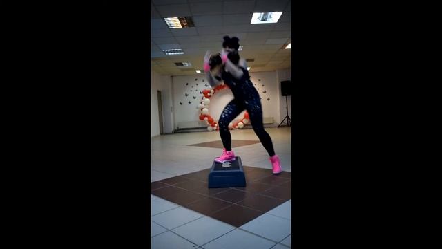 Becky G|24/7|Zumba Step смотреть онлайн