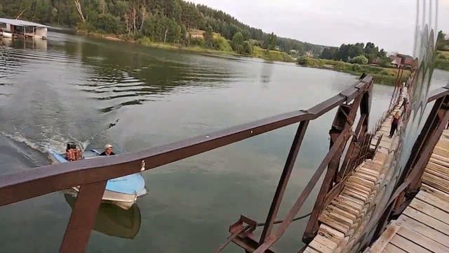 Мост шатается Я боюсь!!! смотреть онлайн