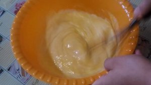 Простейший бисквит со сгущенкой/Ну очень вкусный.